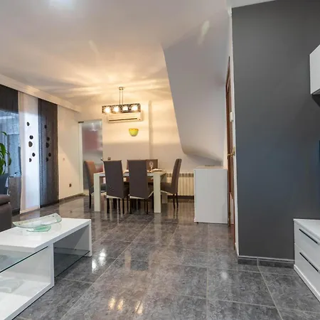 Villa Rnet - Collsacabra Con Piscina Privada