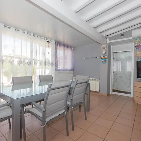 Villa Rnet - Collsacabra Con Piscina Privada *