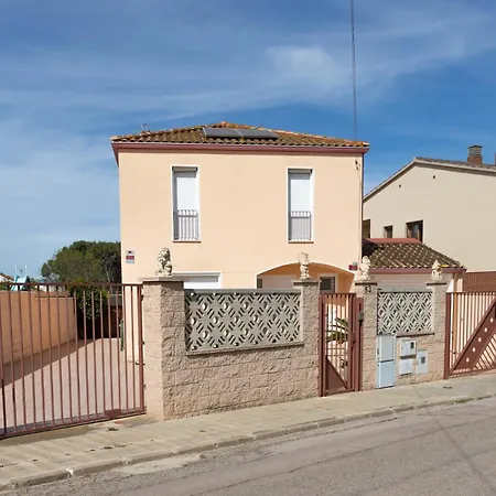 Rnet - Collsacabra Con Piscina Privada * Roses